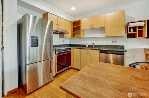 211 Summit Avenue E Seattle WA 98102