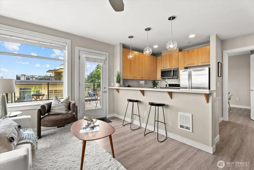 655 Crockett Street Seattle WA 98109