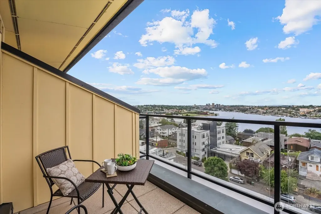 655 Crockett Street Seattle WA 98109