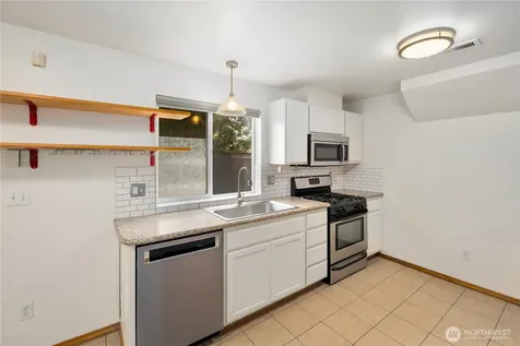8823 Delridge Way SW Seattle WA 98106