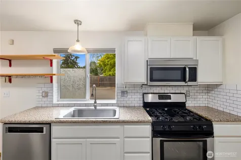 8823 Delridge Way SW Seattle WA 98106