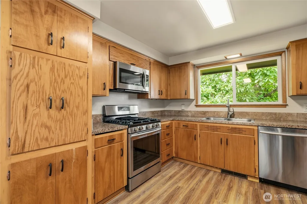 11254 SE 182nd Street Renton WA 98055