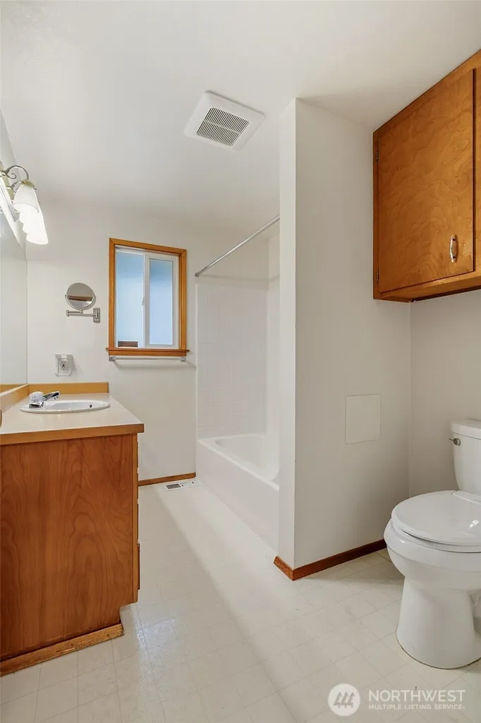 11254 SE 182nd Street Renton WA 98055