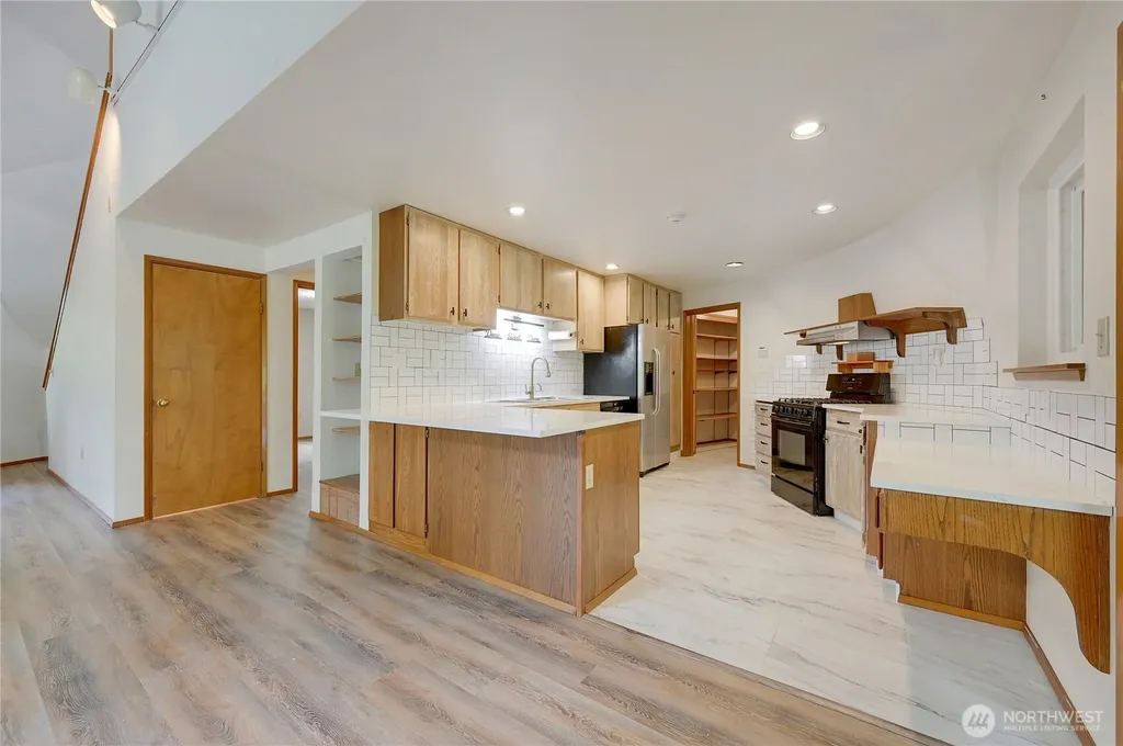 16412 38th Avenue E Tacoma WA 98446