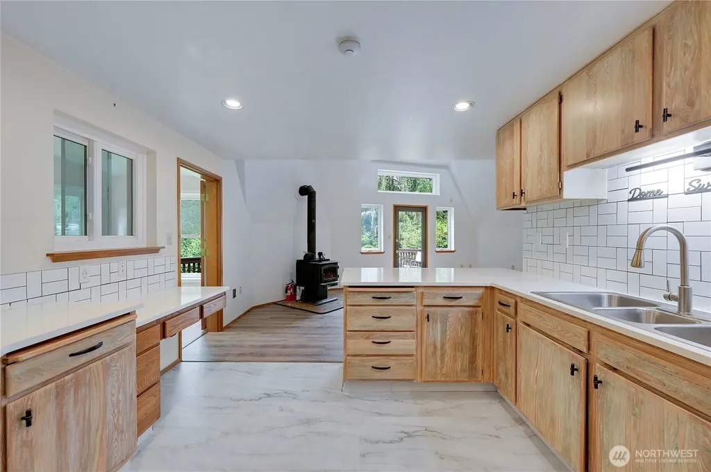 16412 38th Avenue E Tacoma WA 98446