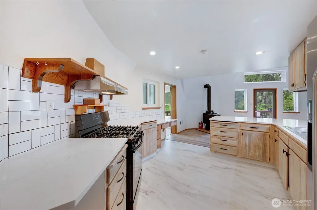 16412 38th Avenue E Tacoma WA 98446