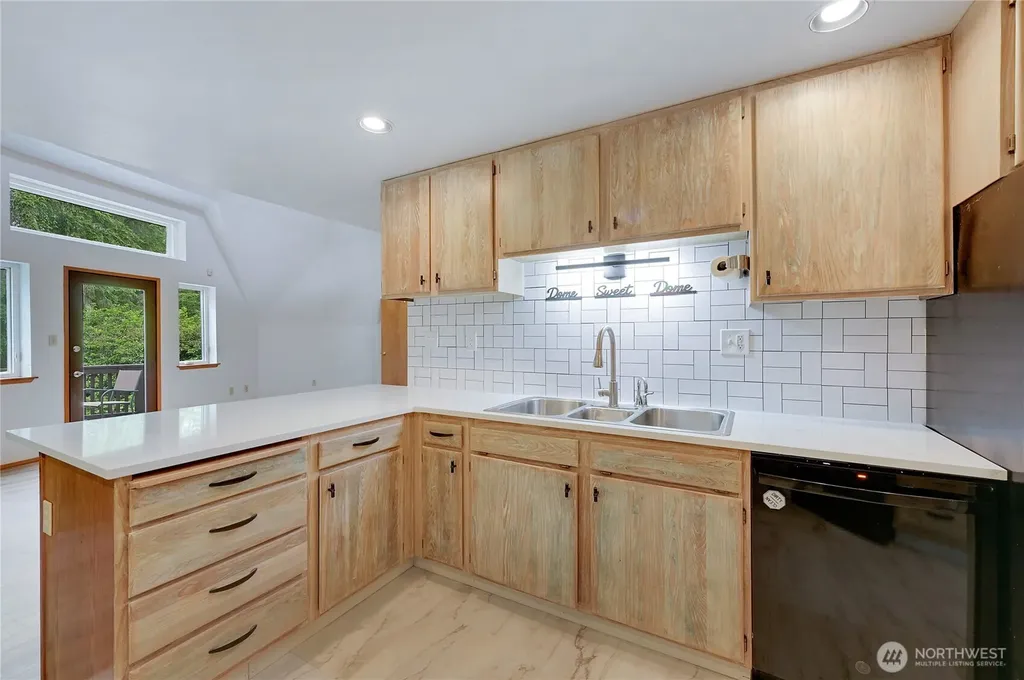 16412 38th Avenue E Tacoma WA 98446
