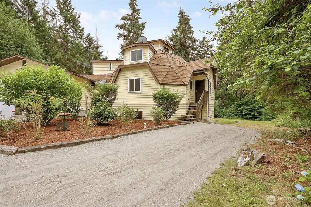 16412 38th Avenue E Tacoma WA 98446