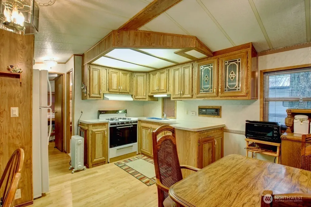 243 Schinn Canyon Court Deming WA 98244