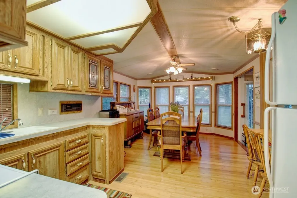 243 Schinn Canyon Court Deming WA 98244