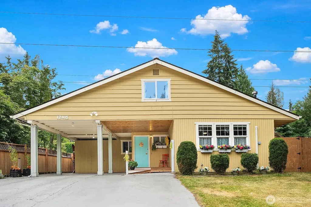12415 NE 112th Street Kirkland WA 98033