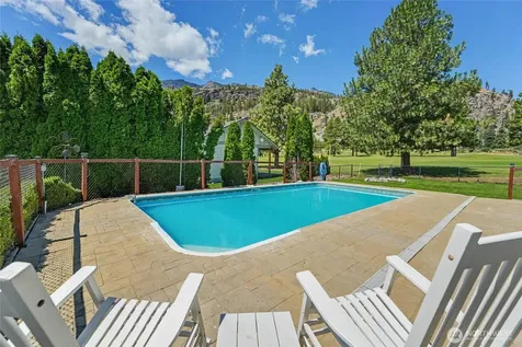 93 Golf Course Drive Pateros WA 98846