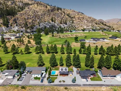 93 Golf Course Drive Pateros WA 98846