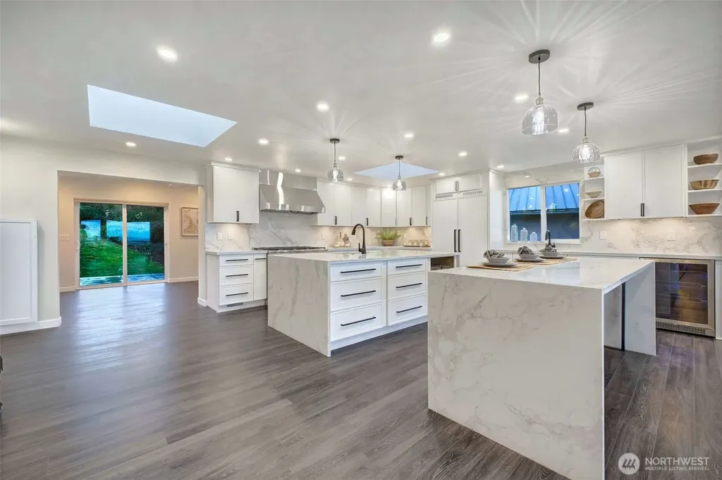13901 Somerset Lane SE Bellevue WA 98006
