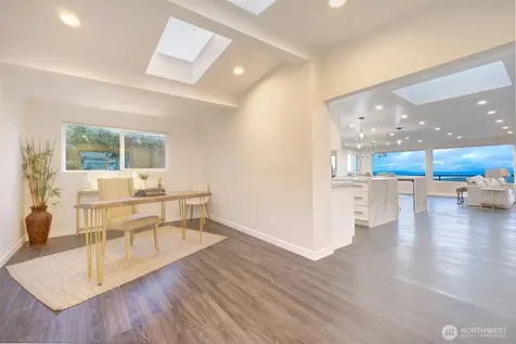 13901 Somerset Lane SE Bellevue WA 98006