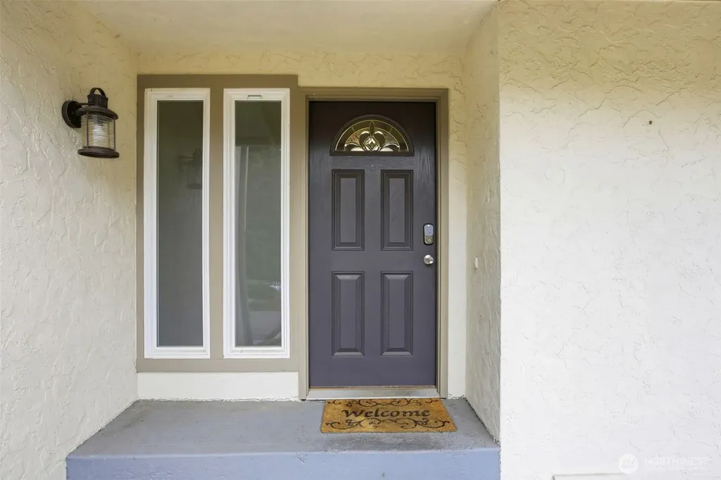 6983 Sunset Avenue NE Bremerton WA 98311