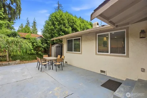 6983 Sunset Avenue NE Bremerton WA 98311