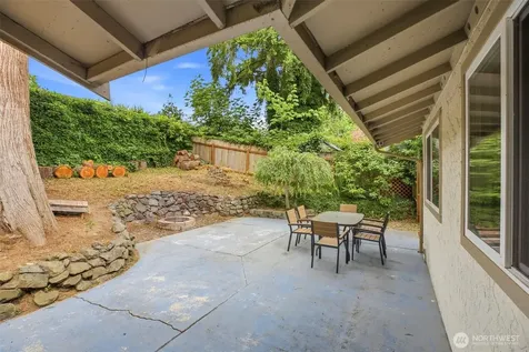 6983 Sunset Avenue NE Bremerton WA 98311