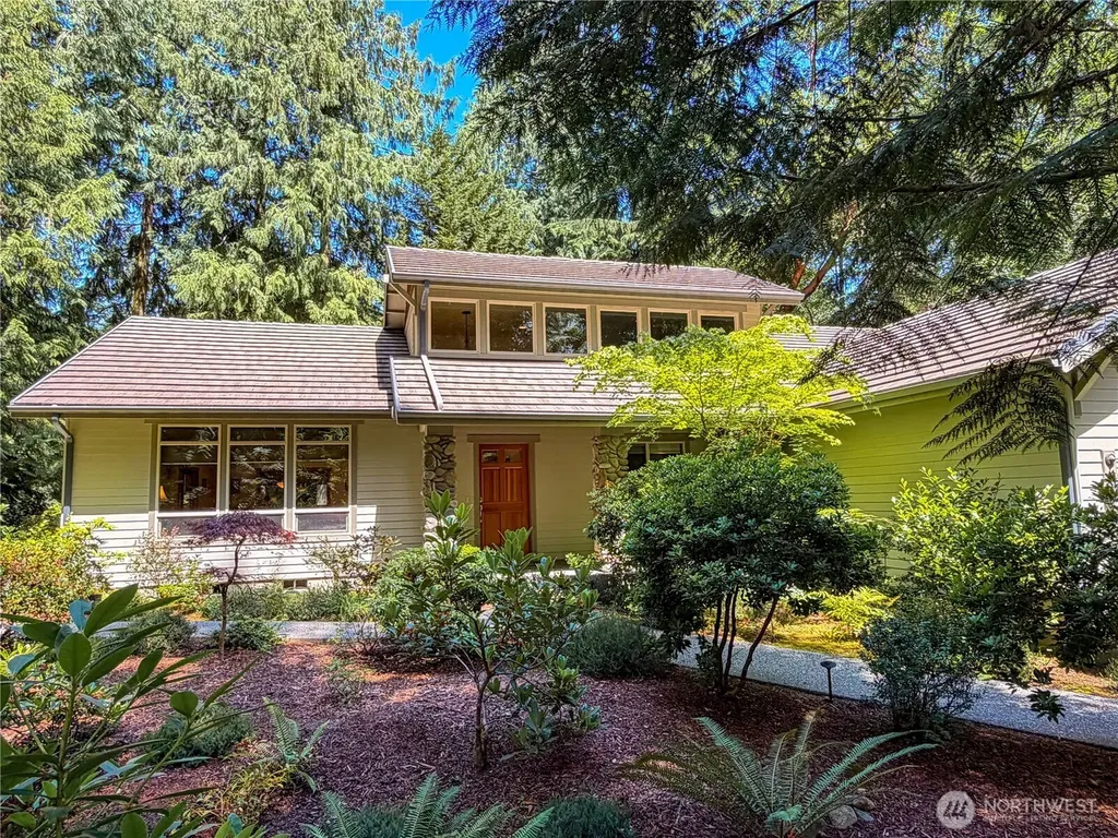 460 Pinecrest Port Townsend WA 98368