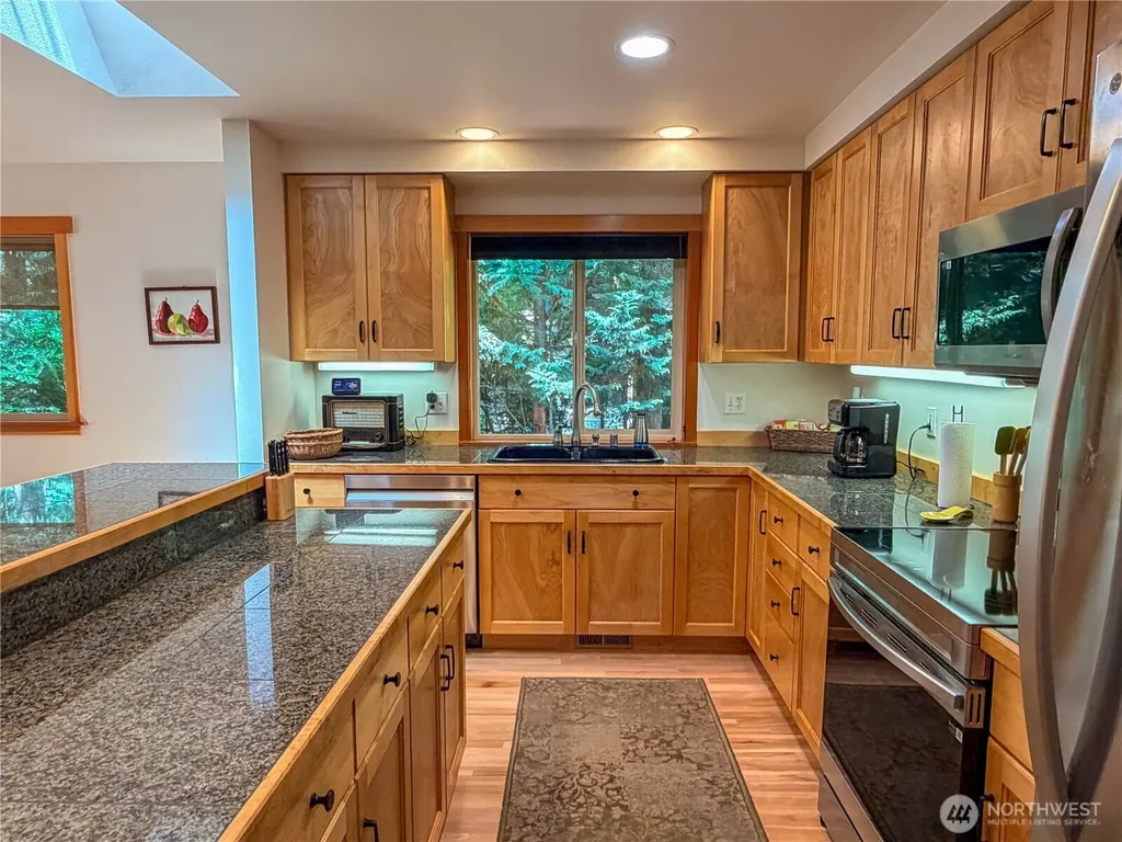 460 Pinecrest Port Townsend WA 98368
