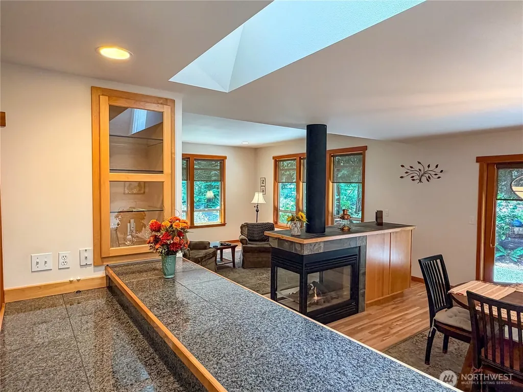 460 Pinecrest Port Townsend WA 98368