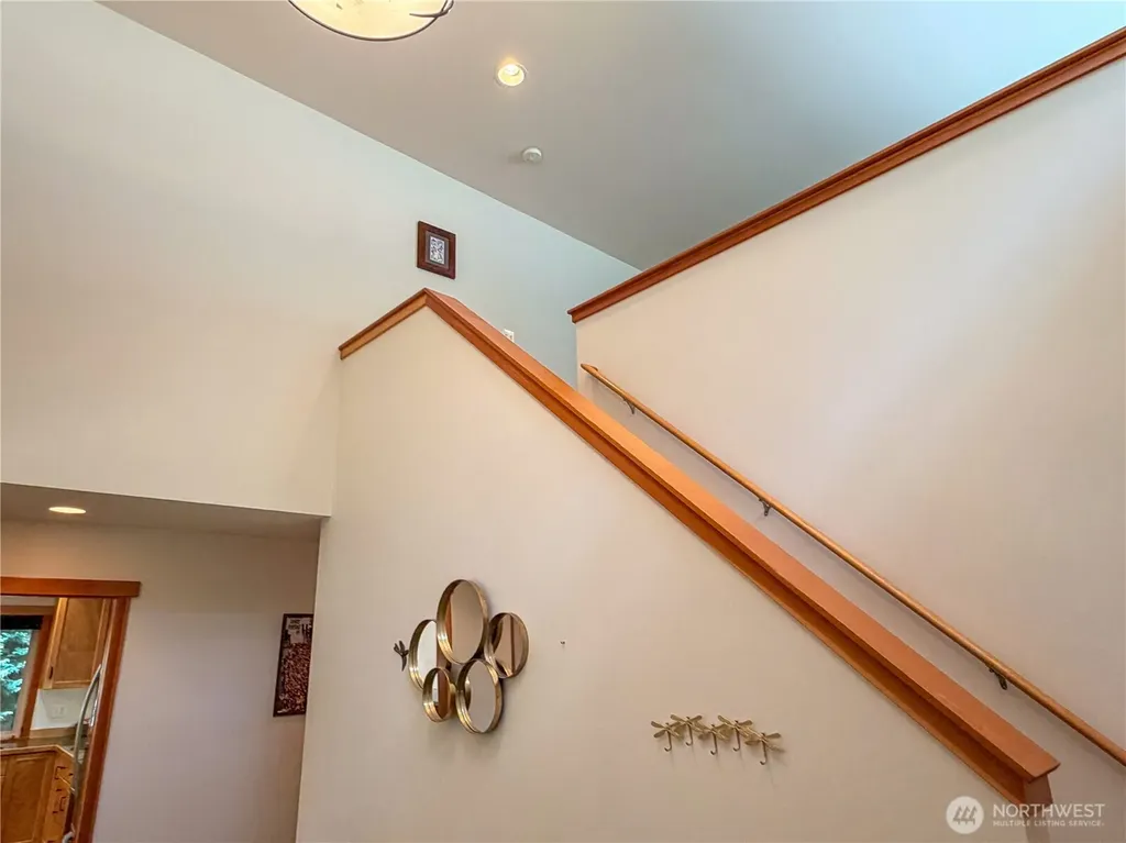 460 Pinecrest Port Townsend WA 98368