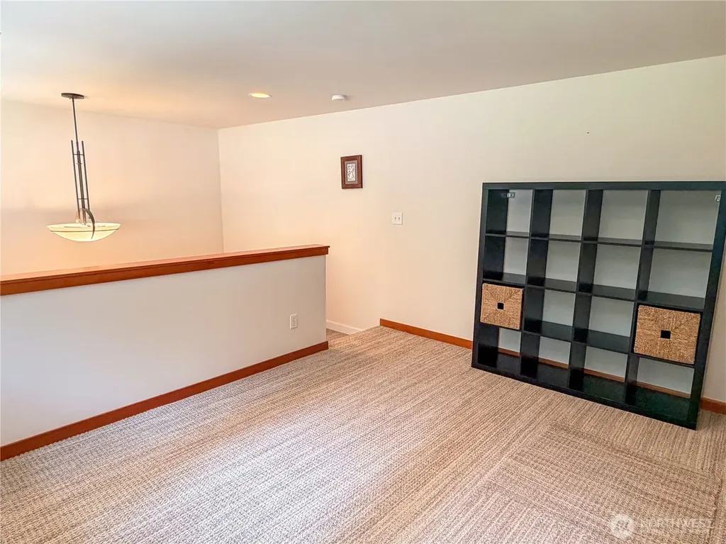 460 Pinecrest Port Townsend WA 98368