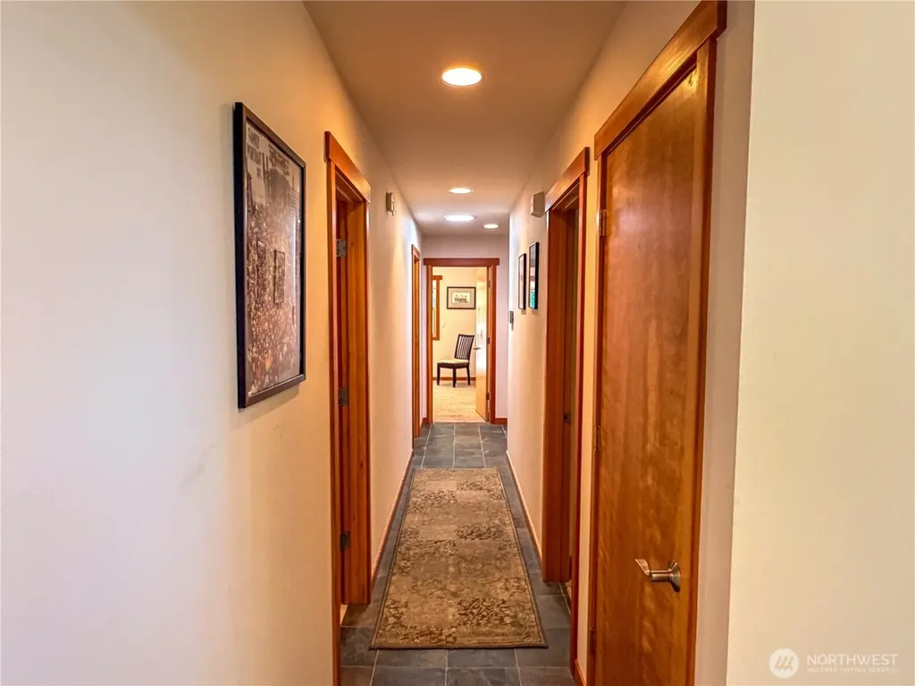 460 Pinecrest Port Townsend WA 98368