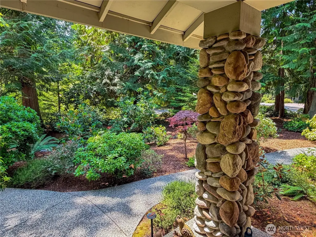 460 Pinecrest Port Townsend WA 98368