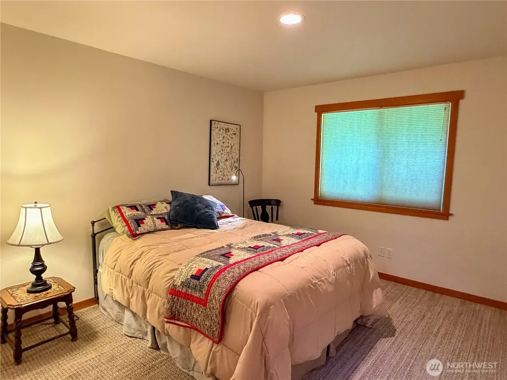 460 Pinecrest Port Townsend WA 98368
