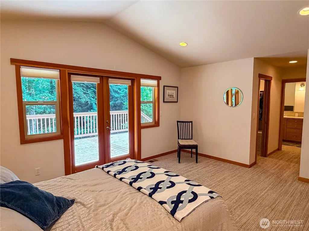 460 Pinecrest Port Townsend WA 98368