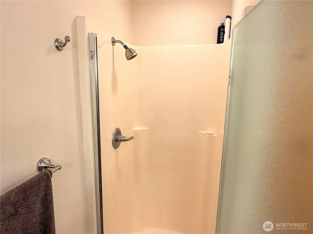 460 Pinecrest Port Townsend WA 98368