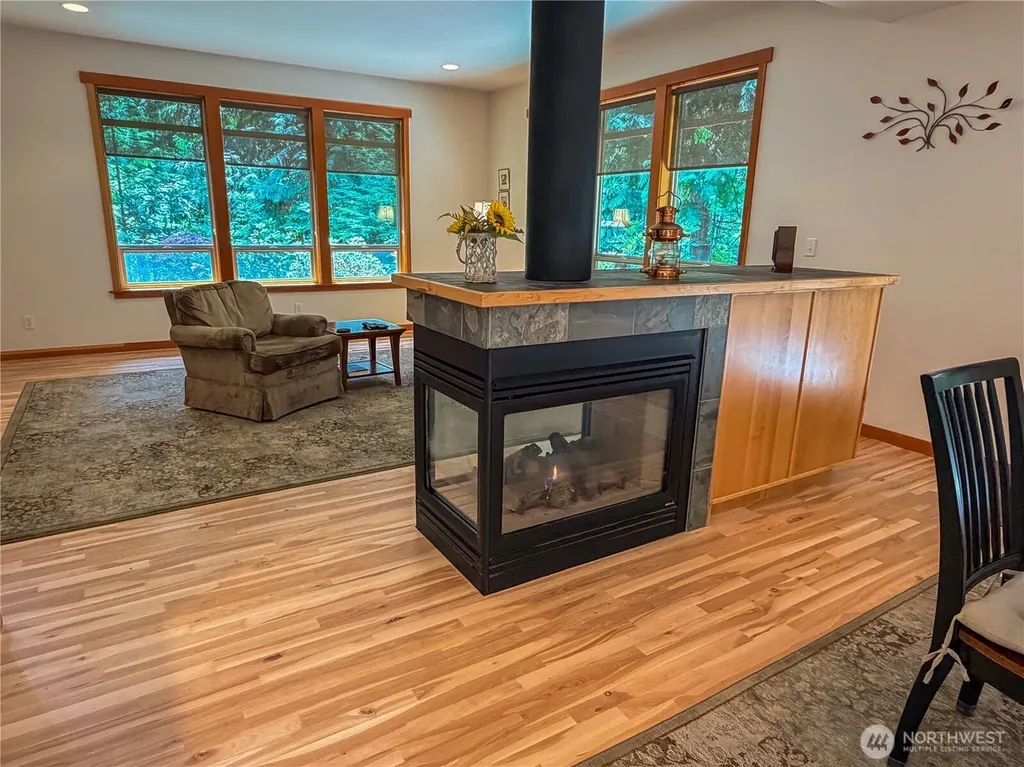 460 Pinecrest Port Townsend WA 98368