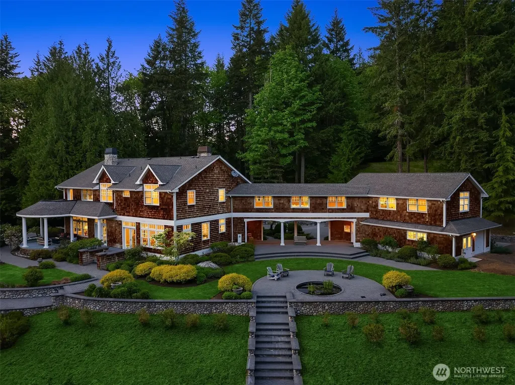 19819 229th Place SE Monroe WA 98272