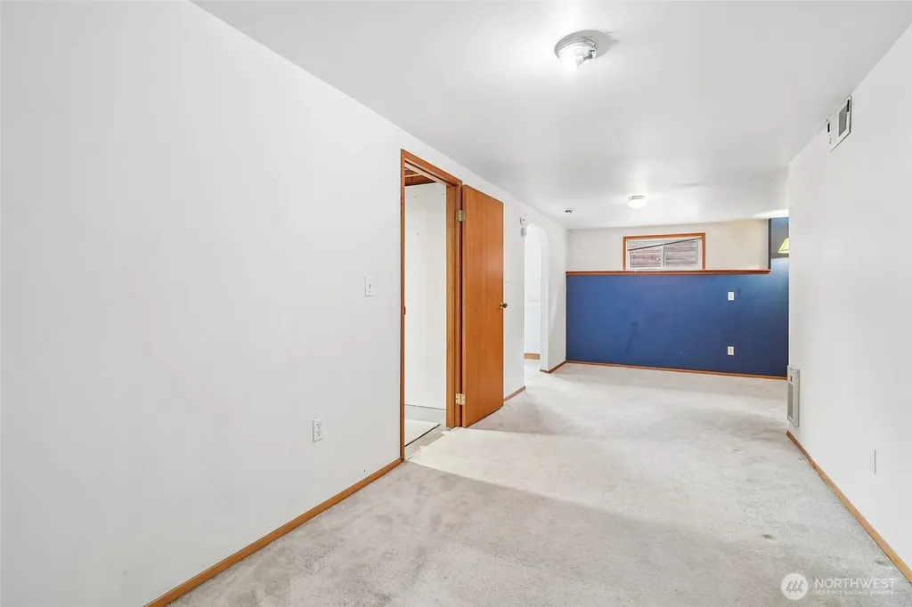 23804 7th Avenue W Bothell WA 98021