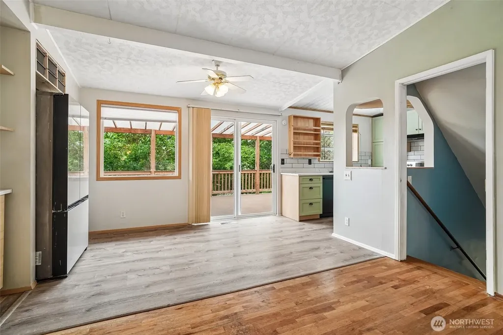 23804 7th Avenue W Bothell WA 98021