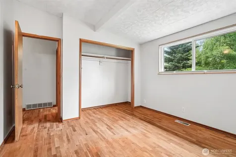 23804 7th Avenue W Bothell WA 98021