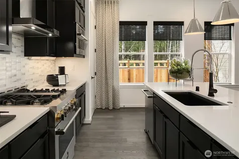 33563 Douglas Avenue SE Black Diamond WA 98010
