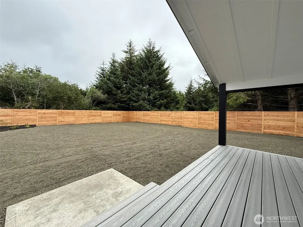 955 Tonquin Avenue SW Ocean Shores WA 98569