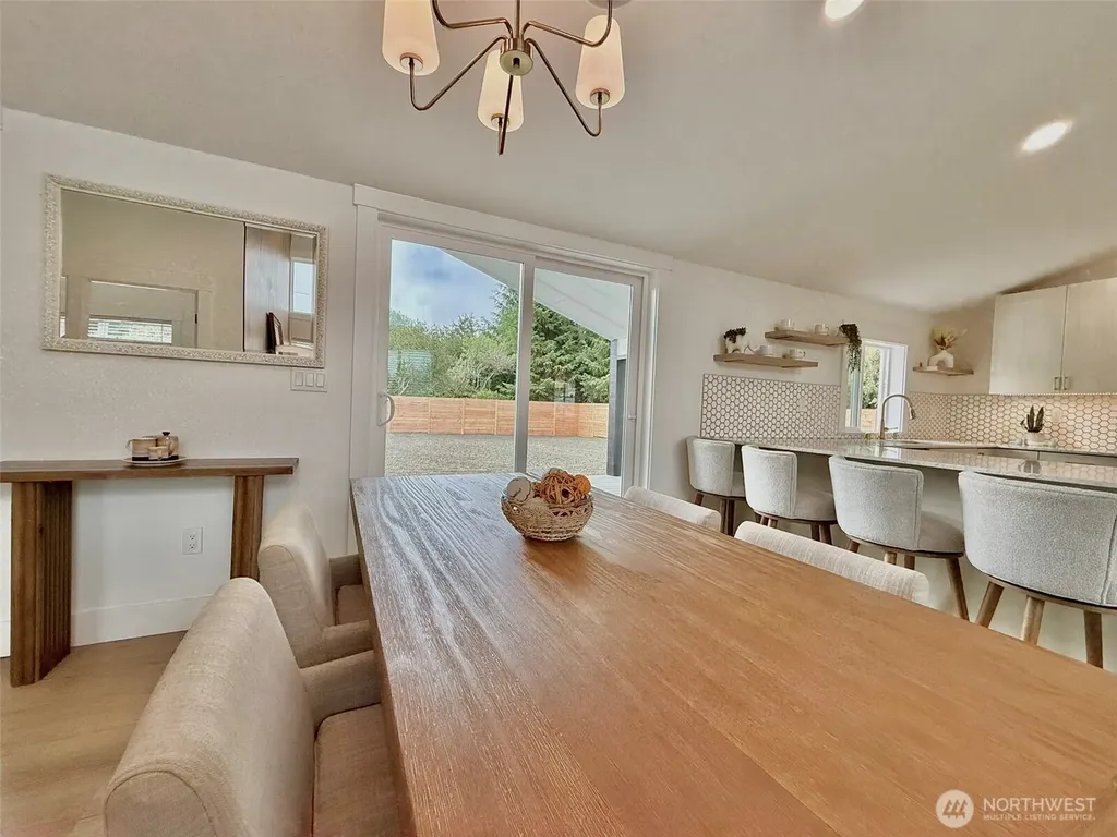 955 Tonquin Avenue SW Ocean Shores WA 98569