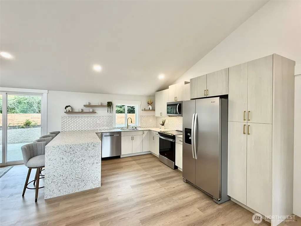 955 Tonquin Avenue SW Ocean Shores WA 98569