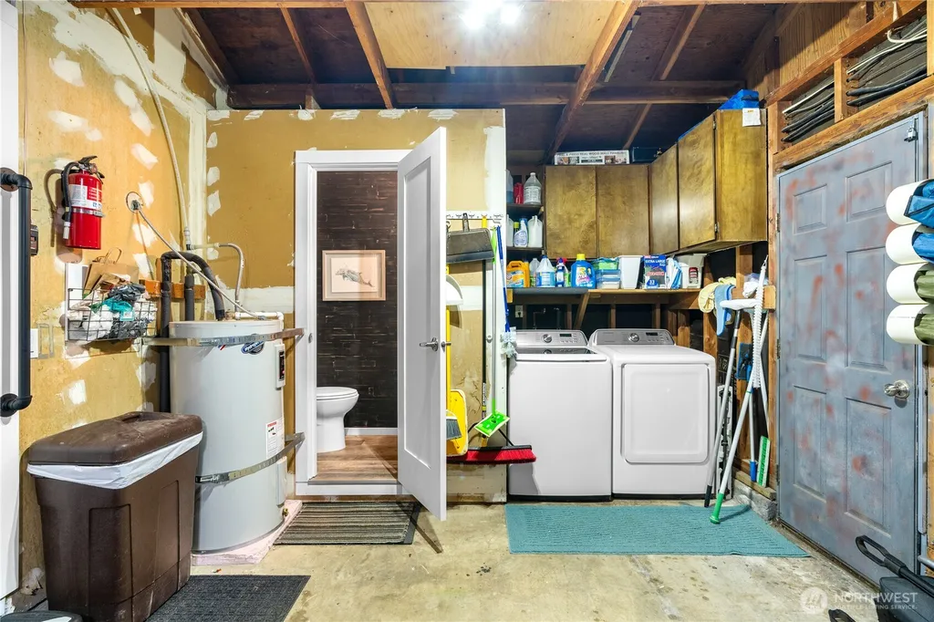 241 S Razor Clam Drive SW Ocean Shores WA 98569