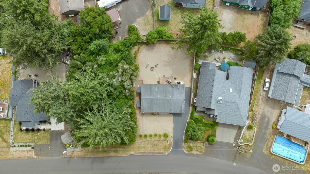 241 S Razor Clam Drive SW Ocean Shores WA 98569