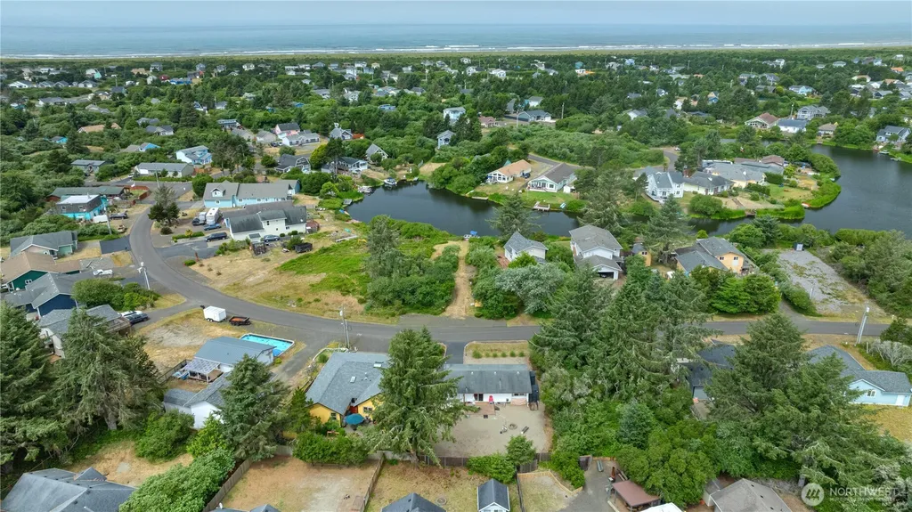 241 S Razor Clam Drive SW Ocean Shores WA 98569