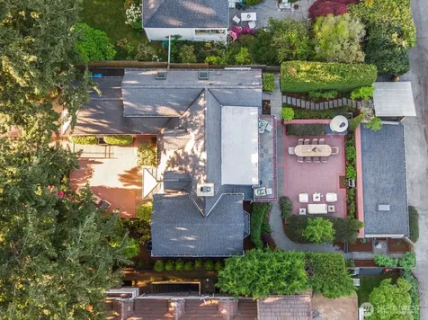 7044 50th Avenue NE Seattle WA 98115