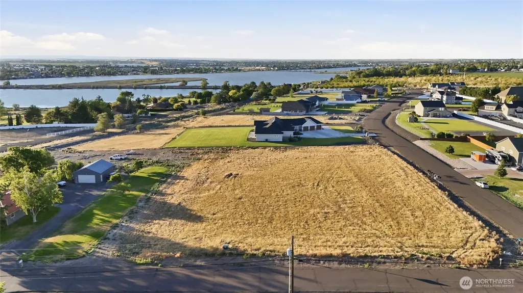 9512 NE Morgan Road Moses Lake WA 98837
