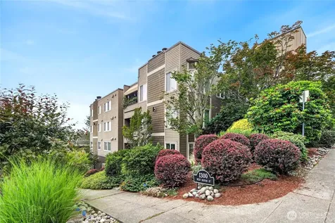 1300 W Boston Street Seattle WA 98119