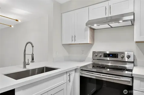 1300 W Boston Street Seattle WA 98119