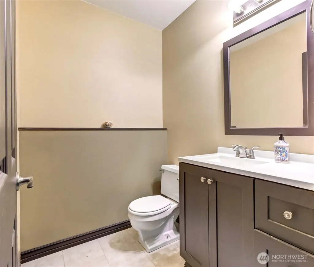 4914 Dover Street Everett WA 98203
