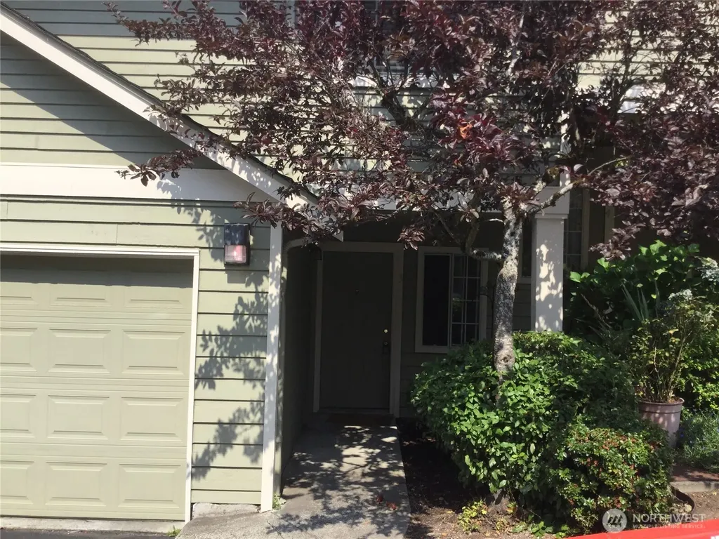 9825 18th Avenue W Everett WA 98204